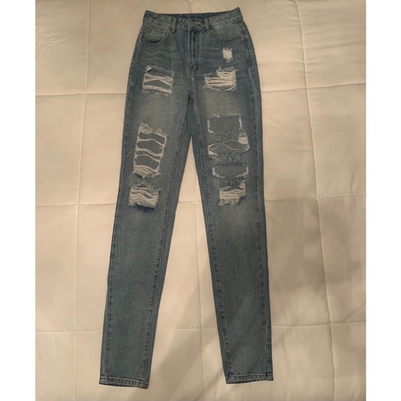 high waisted ripped jeans - Picture 2 of 4